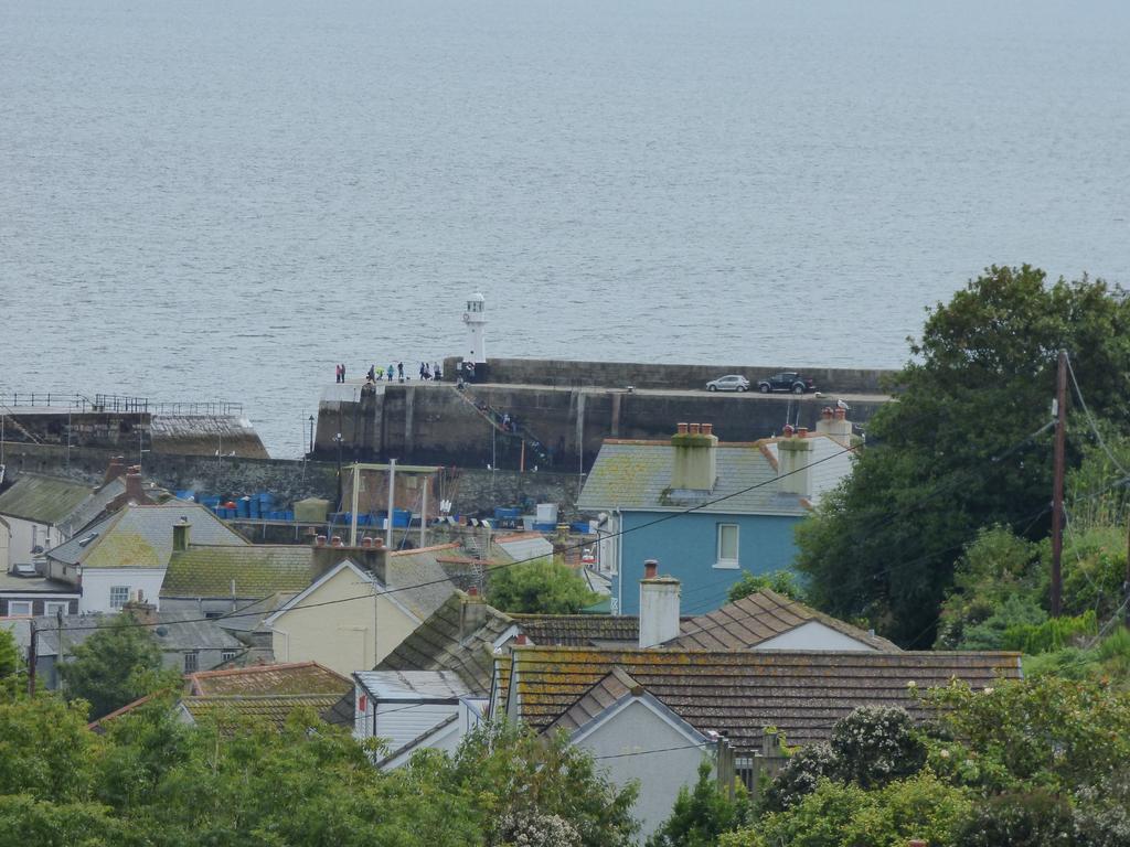 Bacchus Mevagissey Room photo